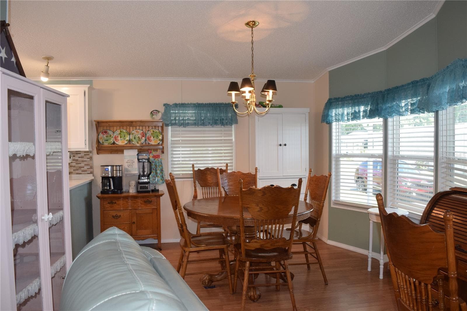 Manufactured Home at 37530 POCO AVE, ZEPHYRHILLS, photo 24 of 40