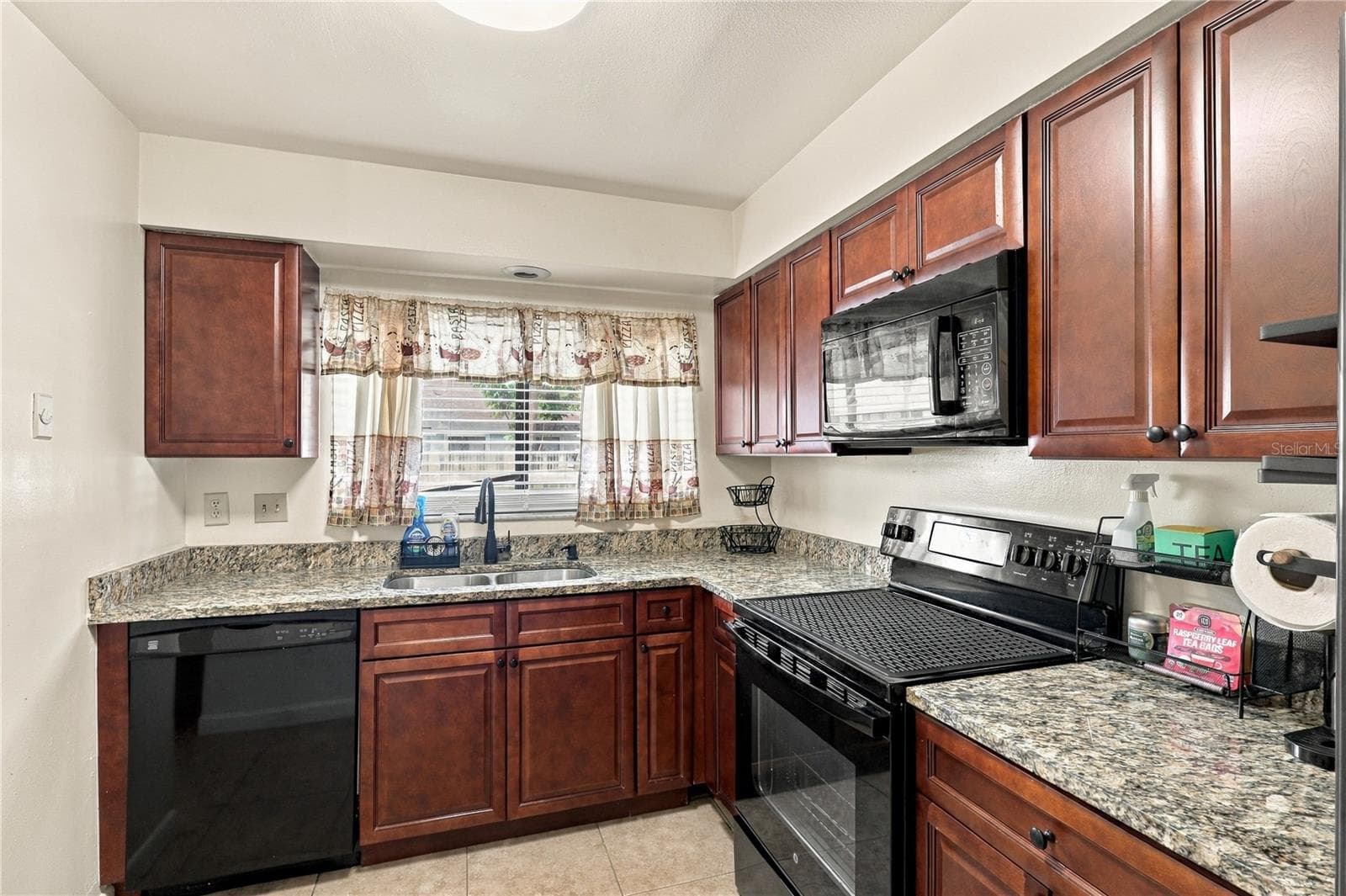 Condominium at 4631 N PINE HILLS RD #110, ORLANDO, photo 25 of 35