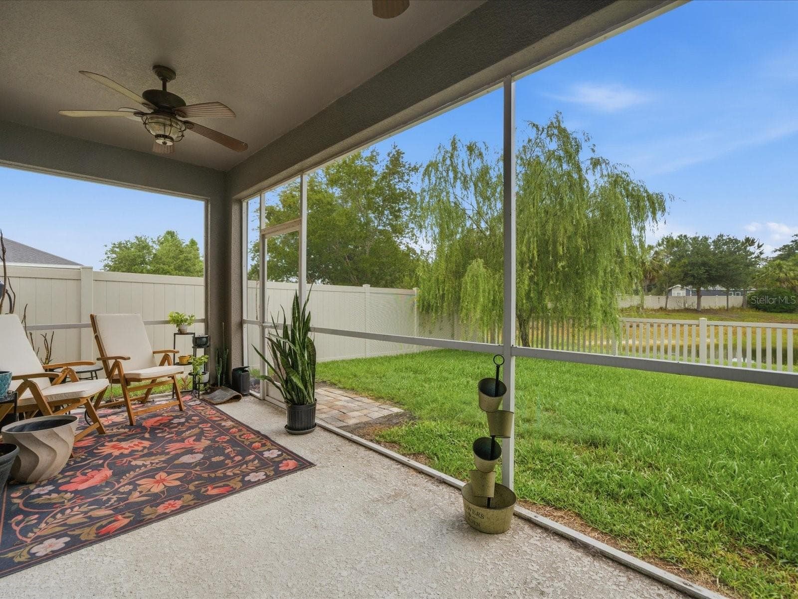 Single Family Residence at 17735 BRIGHT WHEAT DR, LITHIA, photo 37 of 49