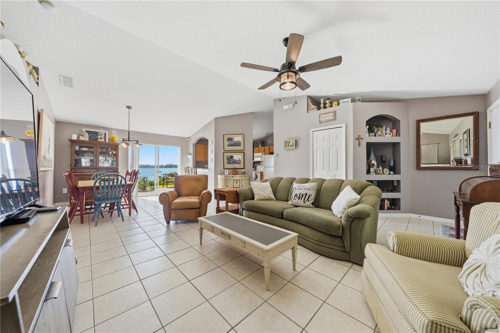 Living area - 1827 LAKE VILLA DR, TAVARES