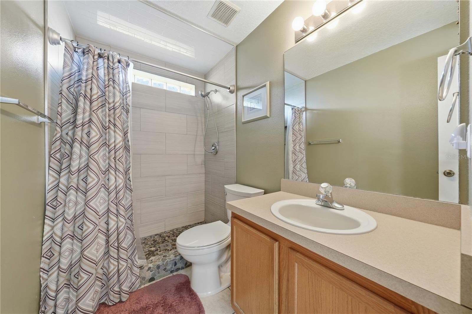 Guest Bathroom - 1827 LAKE VILLA DR, TAVARES
