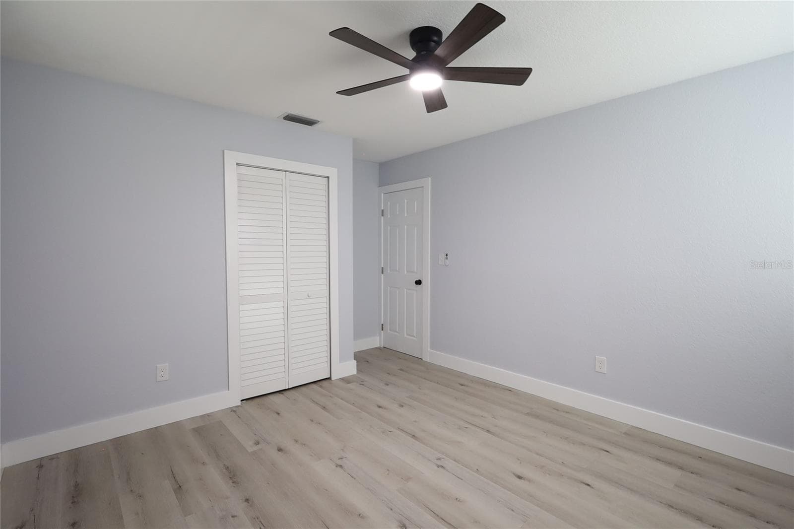 Single Family Residence at 431 HAMPTON AVE, LAKELAND, photo 18 of 36