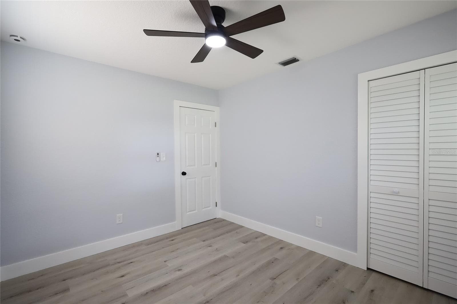 Single Family Residence at 431 HAMPTON AVE, LAKELAND, photo 24 of 36