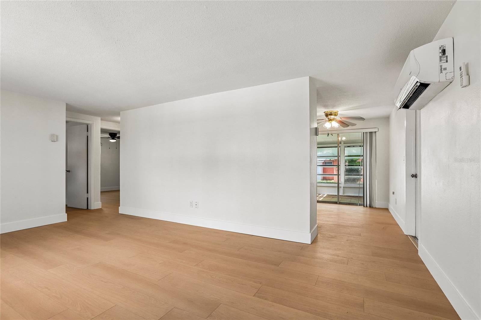 Single Family Residence at 1535 SENTINEL ST, HOLIDAY, photo 6 of 32