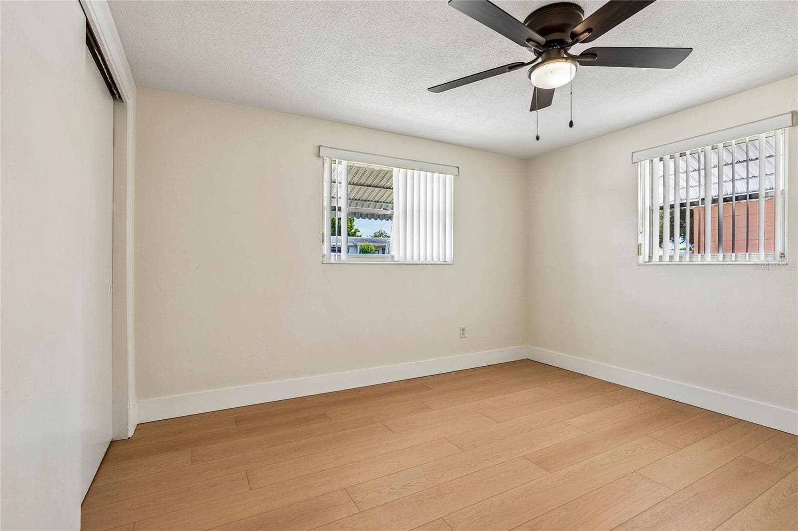 Single Family Residence at 1535 SENTINEL ST, HOLIDAY, photo 17 of 32