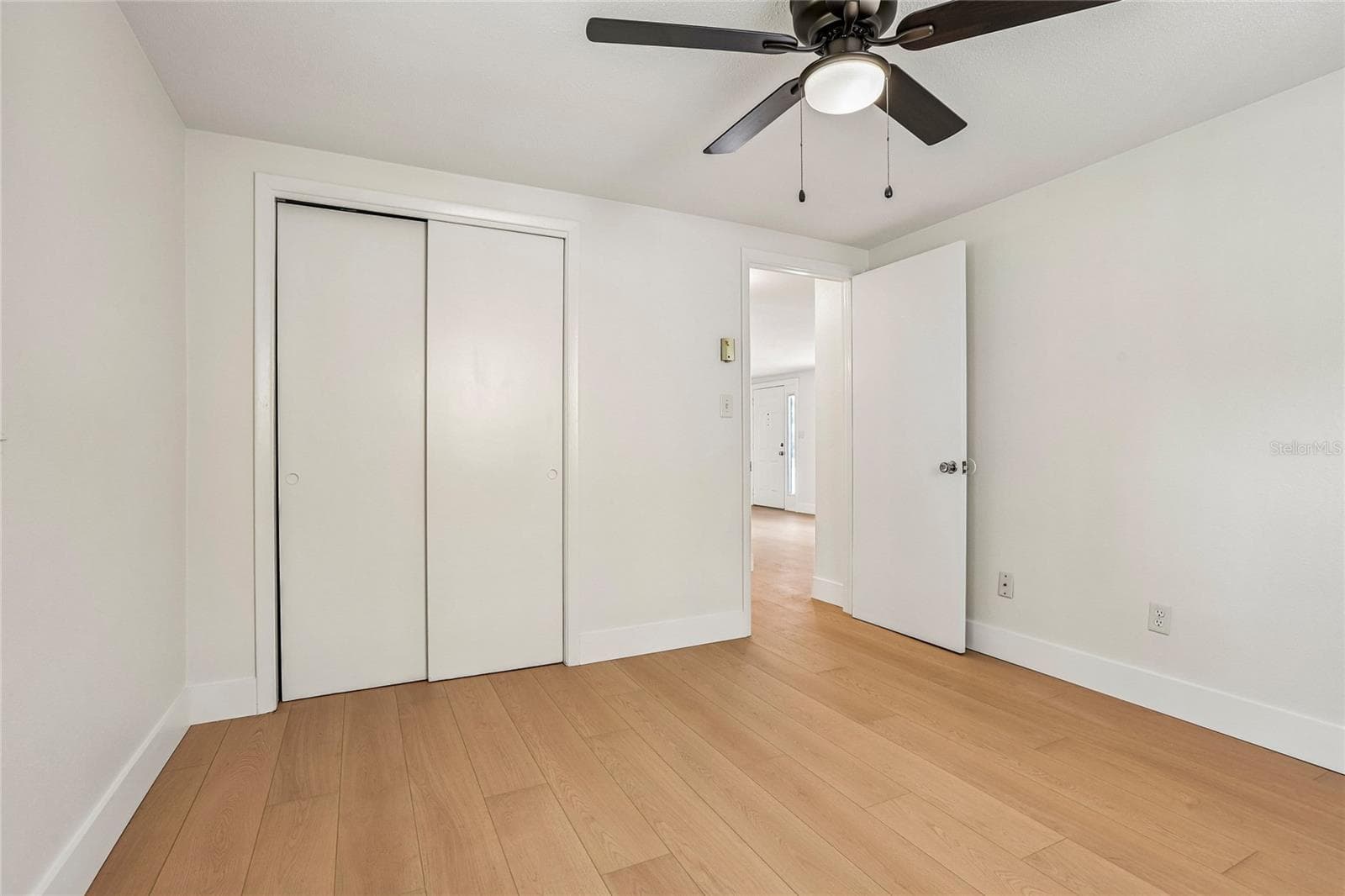 Single Family Residence at 1535 SENTINEL ST, HOLIDAY, photo 21 of 32