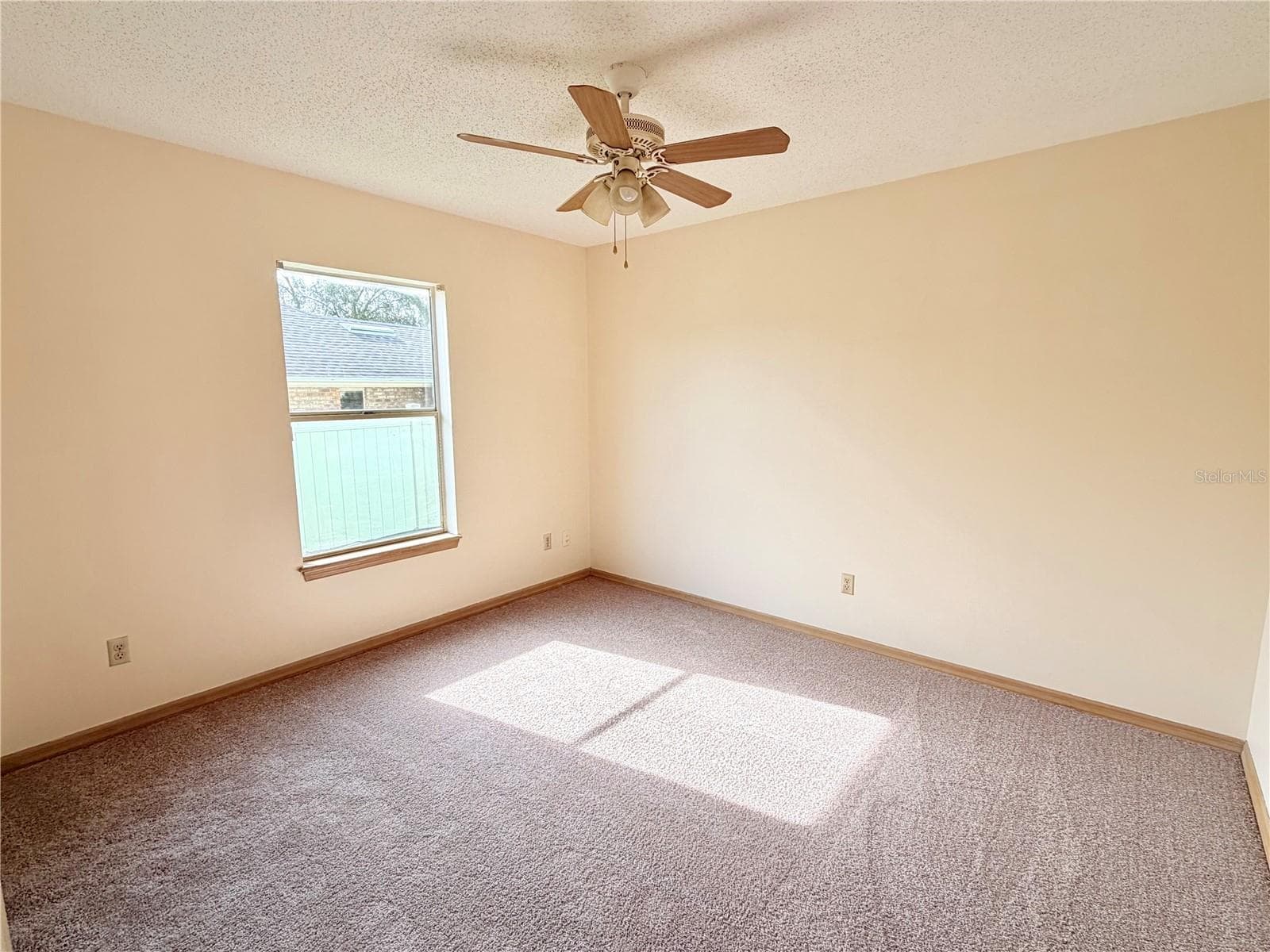 Single Family Residence at 632 FOURWIND ST, DELTONA, photo 18 of 30