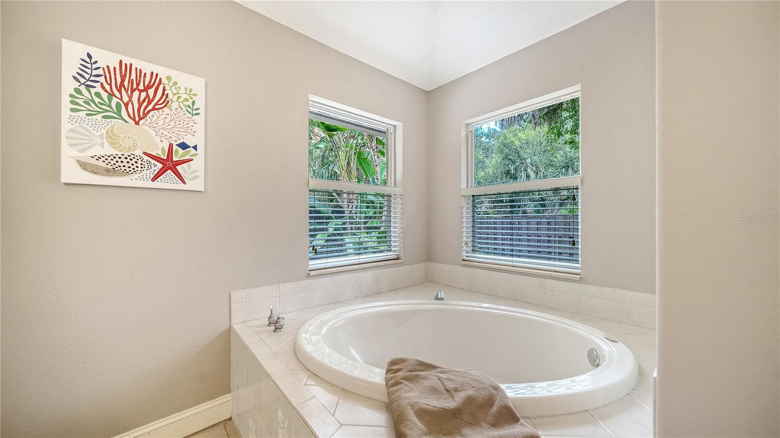Single Family Residence at 2166 SYLVAN LEA DR, SARASOTA, photo 23 of 34