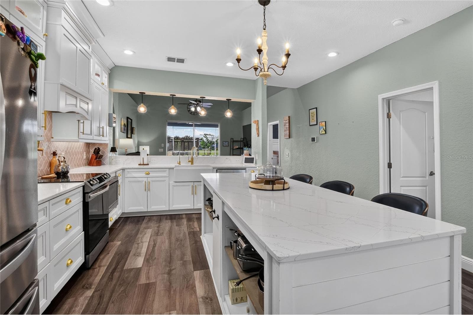 Single Family Residence at 3719 W WHEELER RD, LAKELAND, photo 11 of 64