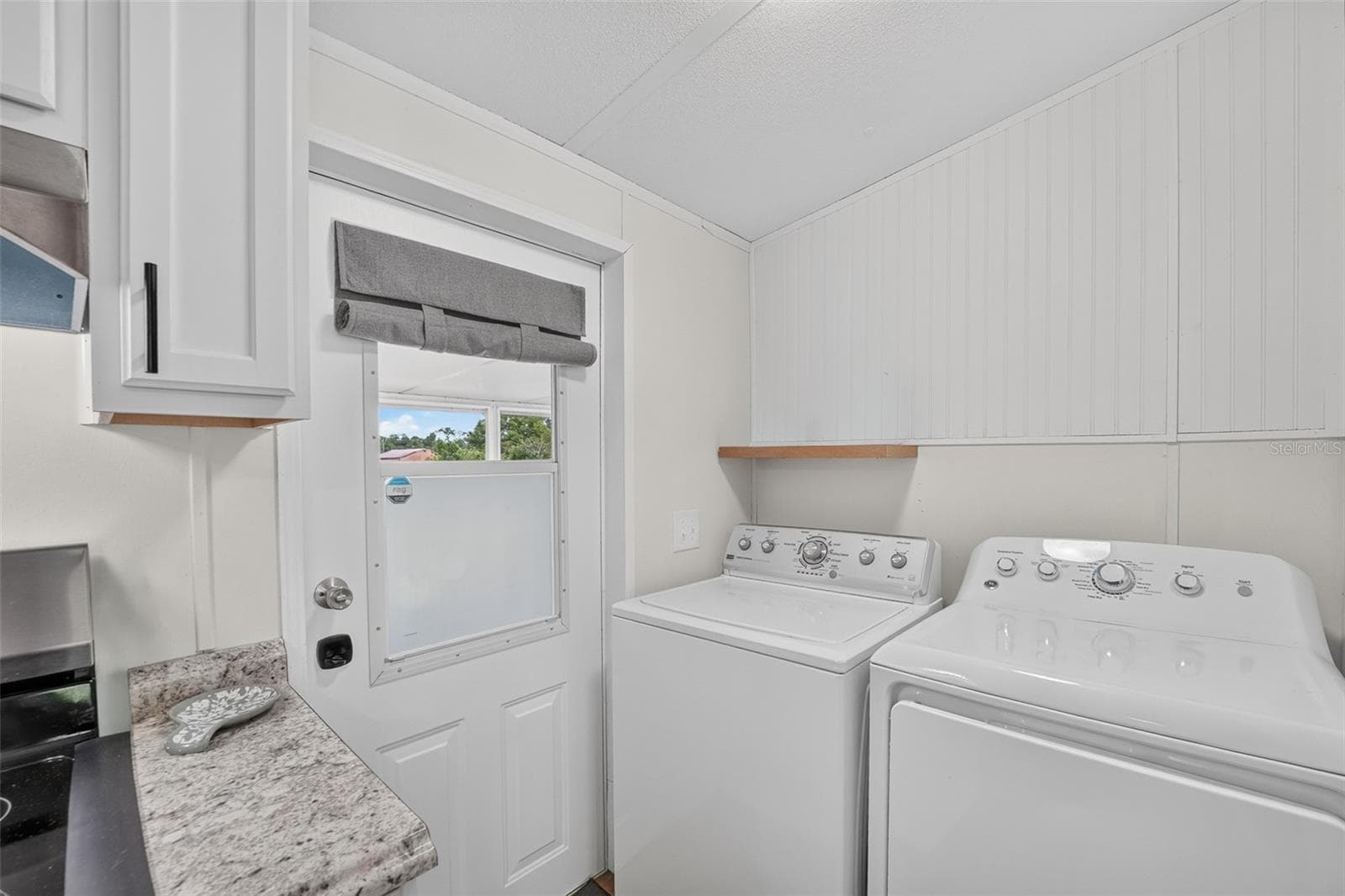 Manufactured Home at 4030 ROLLING HILLS CT W, LAKE WALES, photo 24 of 48