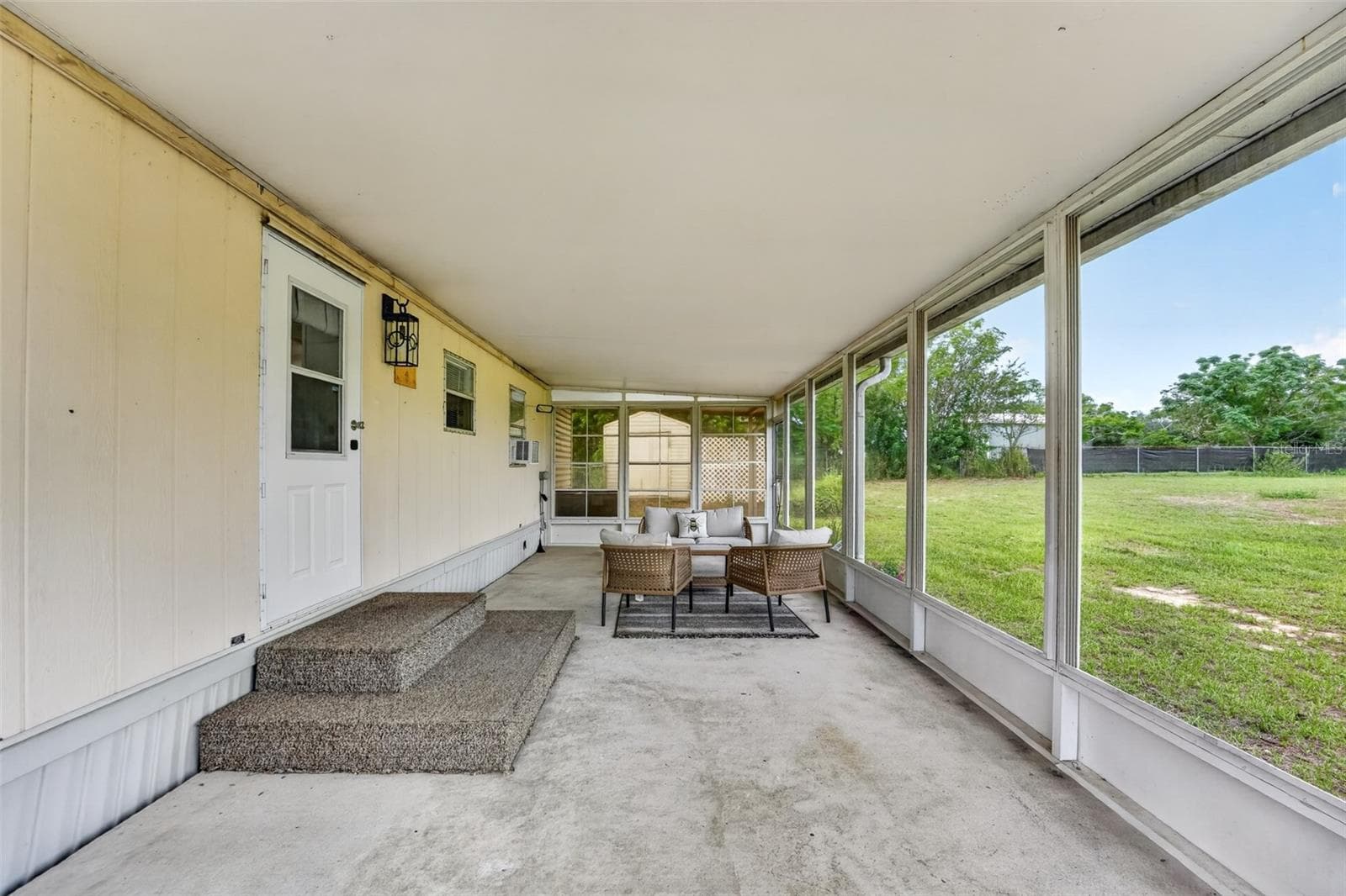 Manufactured Home at 4030 ROLLING HILLS CT W, LAKE WALES, photo 41 of 48