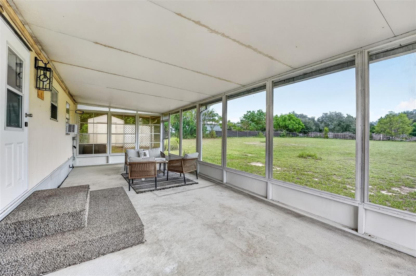 Manufactured Home at 4030 ROLLING HILLS CT W, LAKE WALES, photo 5 of 48