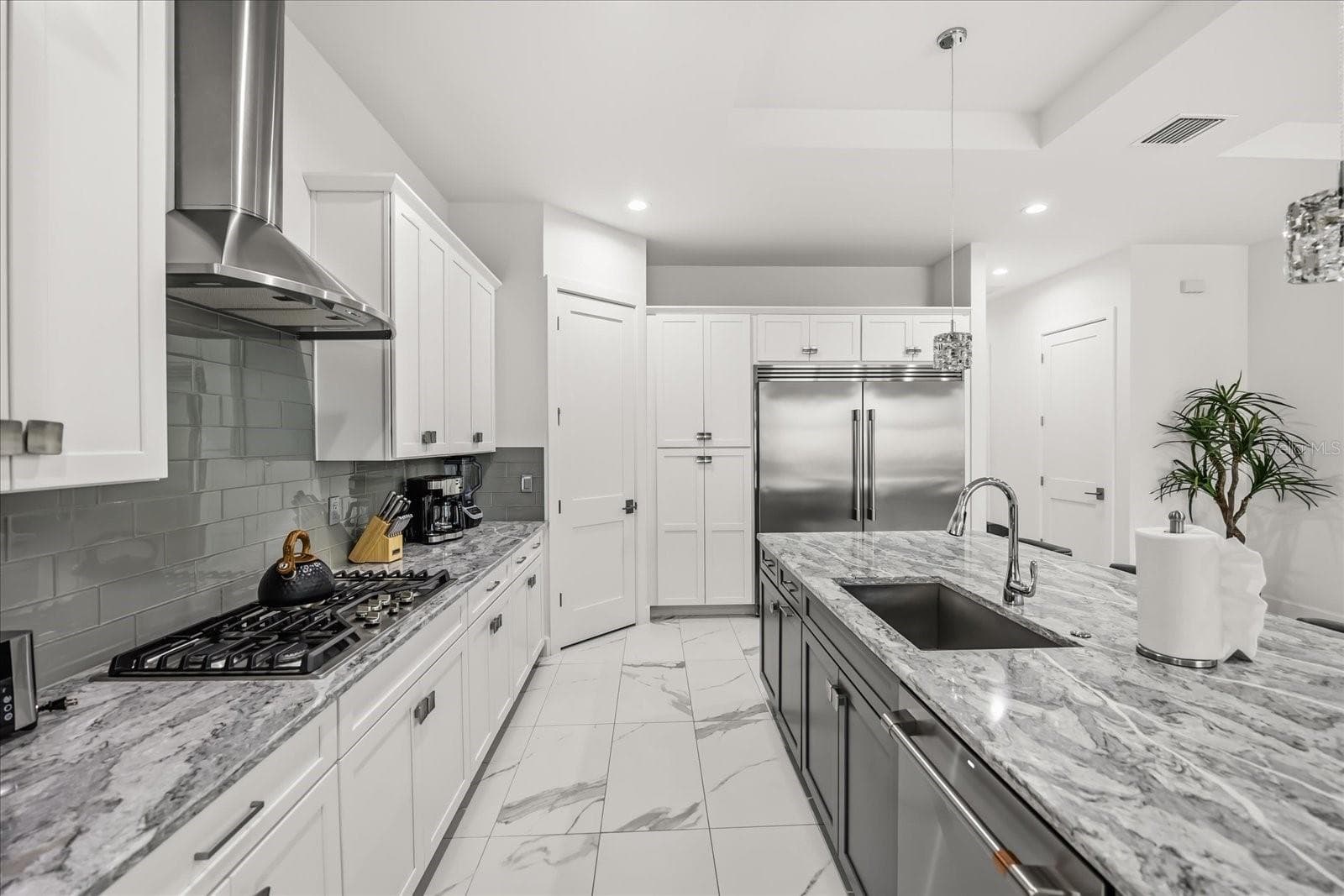 Single Family Residence at 7617 EXCITEMENT DR, KISSIMMEE, photo 17 of 86