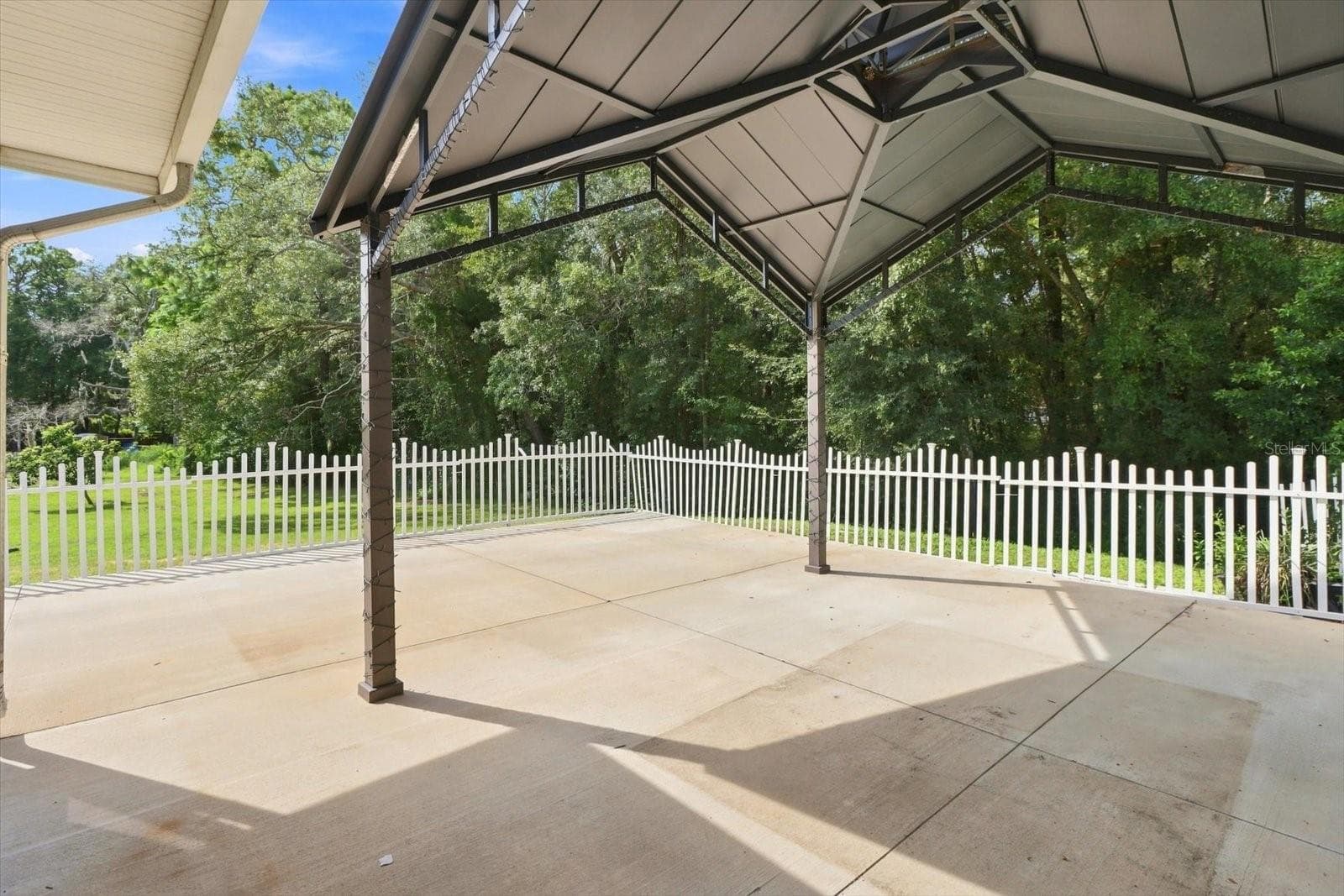 Single Family Residence at 5677 W PINE CIR, CRYSTAL RIVER, photo 34 of 57