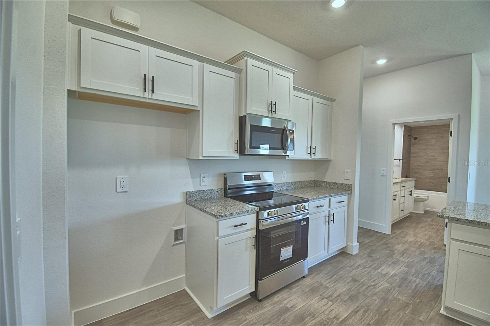 Single Family Residence at 5421 WATERSIDE DR, AUBURNDALE, photo 19 of 71