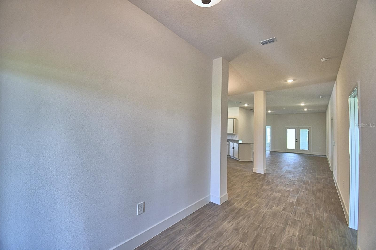 Single Family Residence at 4705 GRANDVIEW GLEN DR, AUBURNDALE, photo 9 of 144