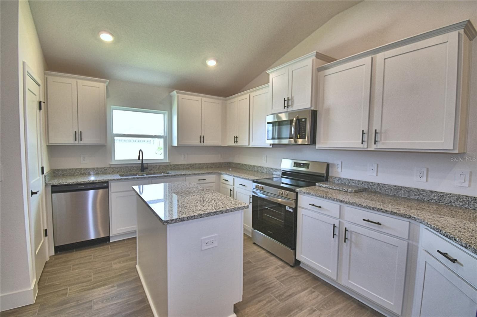 Single Family Residence at 4705 GRANDVIEW GLEN DR, AUBURNDALE, photo 21 of 144