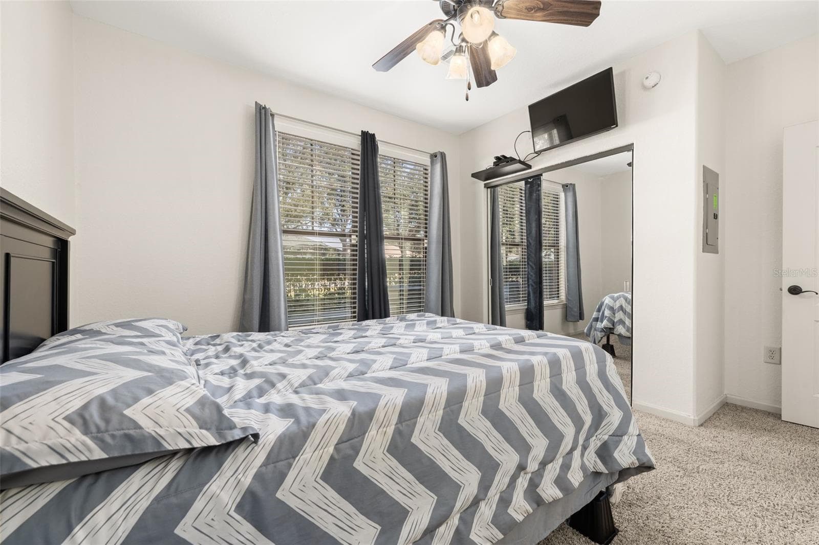 Bedroom 3 off the main living space - 901 CHARO PKWY #716, DAVENPORT