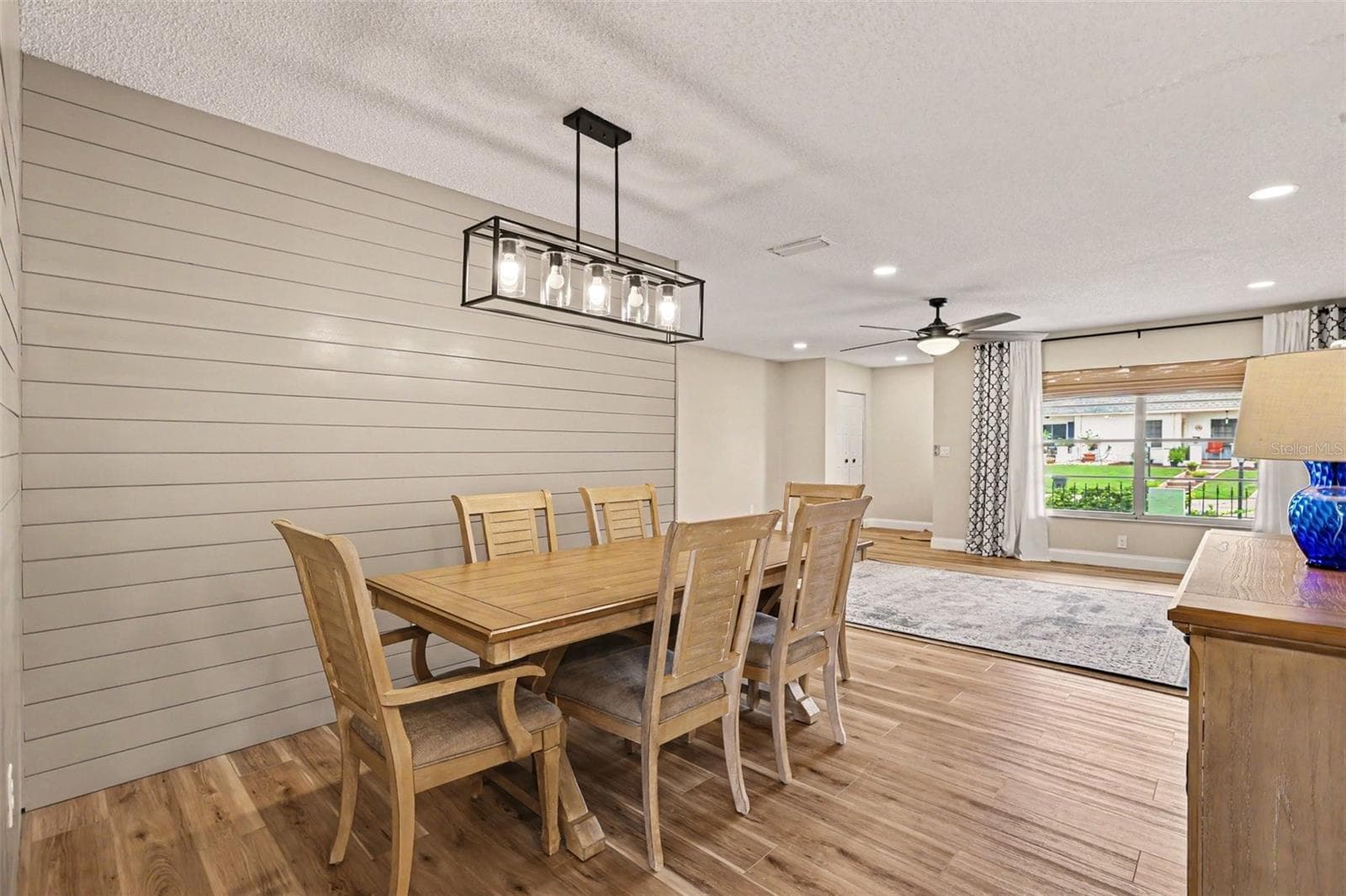 Single Family Residence at 385 CLUB MANOR DR, SUN CITY CENTER, photo 11 of 32