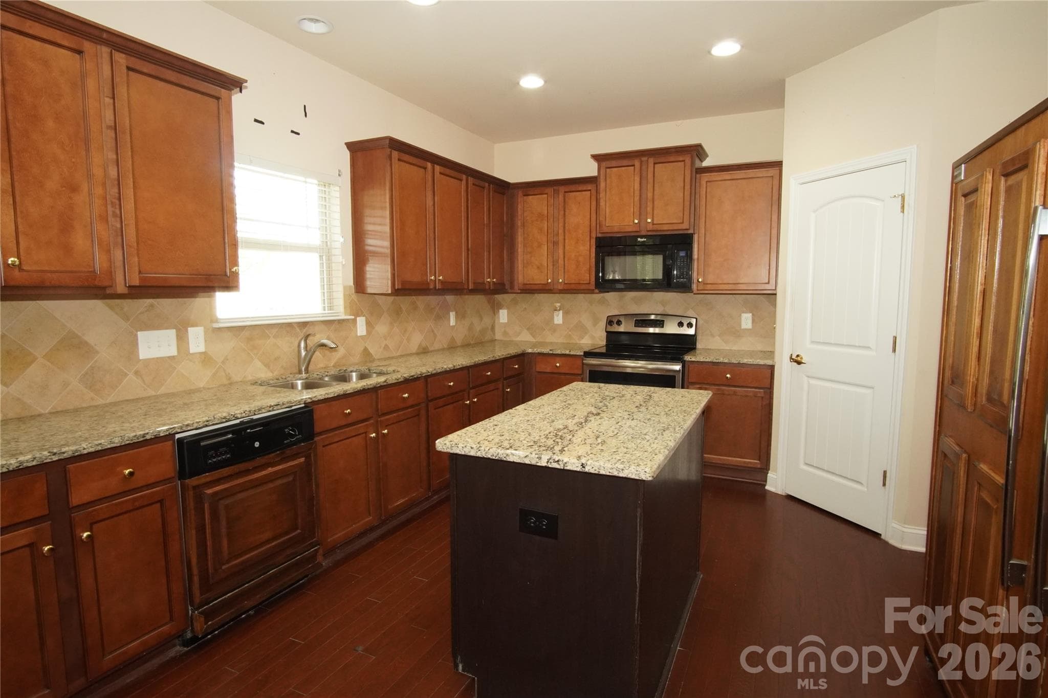 Single Family Residence at 105 Jobe Drive, Statesville, photo 10 of 27