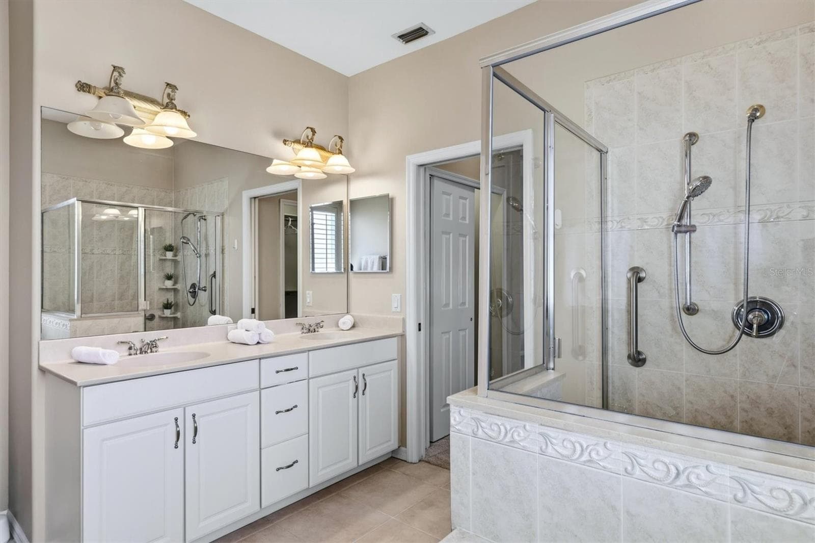 Primary Bathroom - 8138 VICTORIA FALLS CIR, SARASOTA