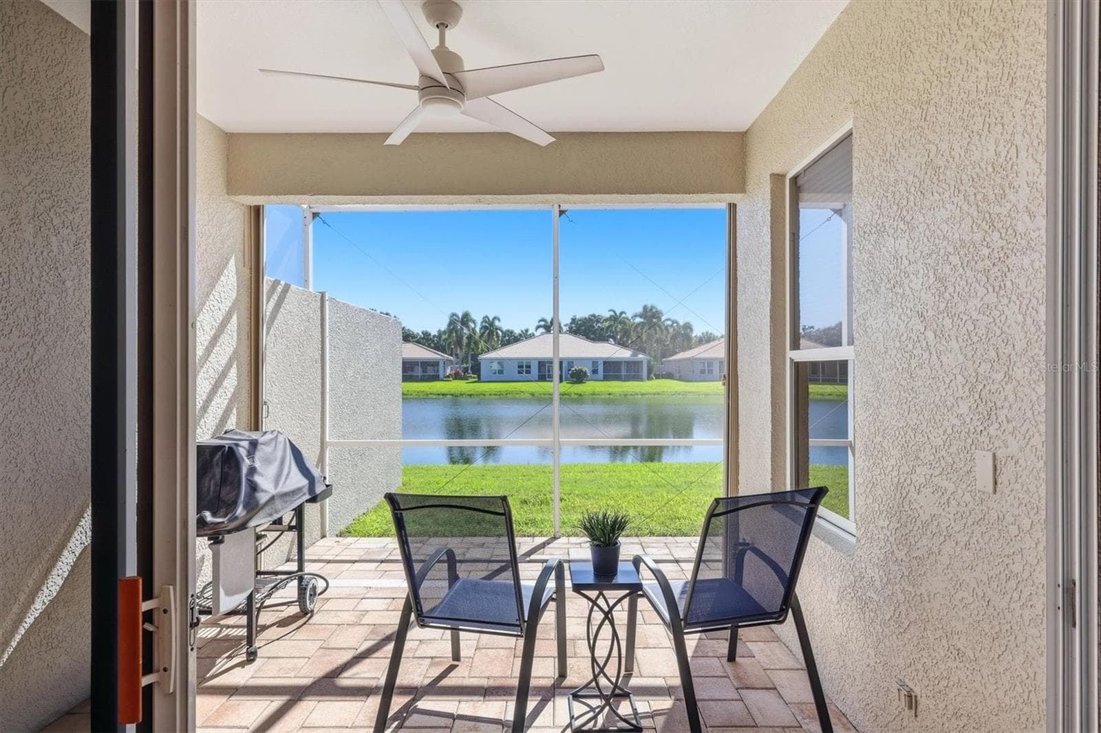 Screened Lanai - 8138 VICTORIA FALLS CIR, SARASOTA