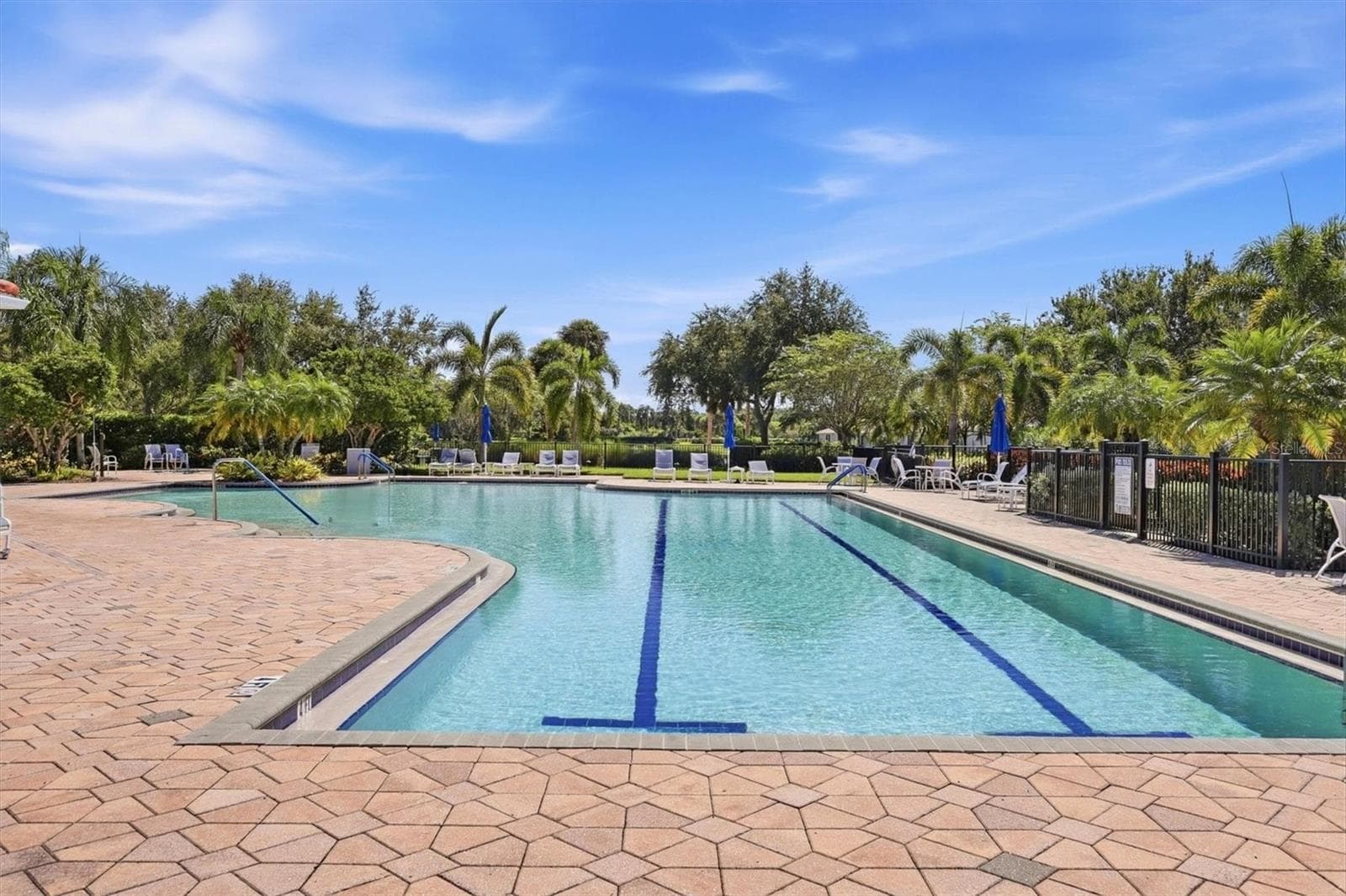 Community Pool - 8138 VICTORIA FALLS CIR, SARASOTA