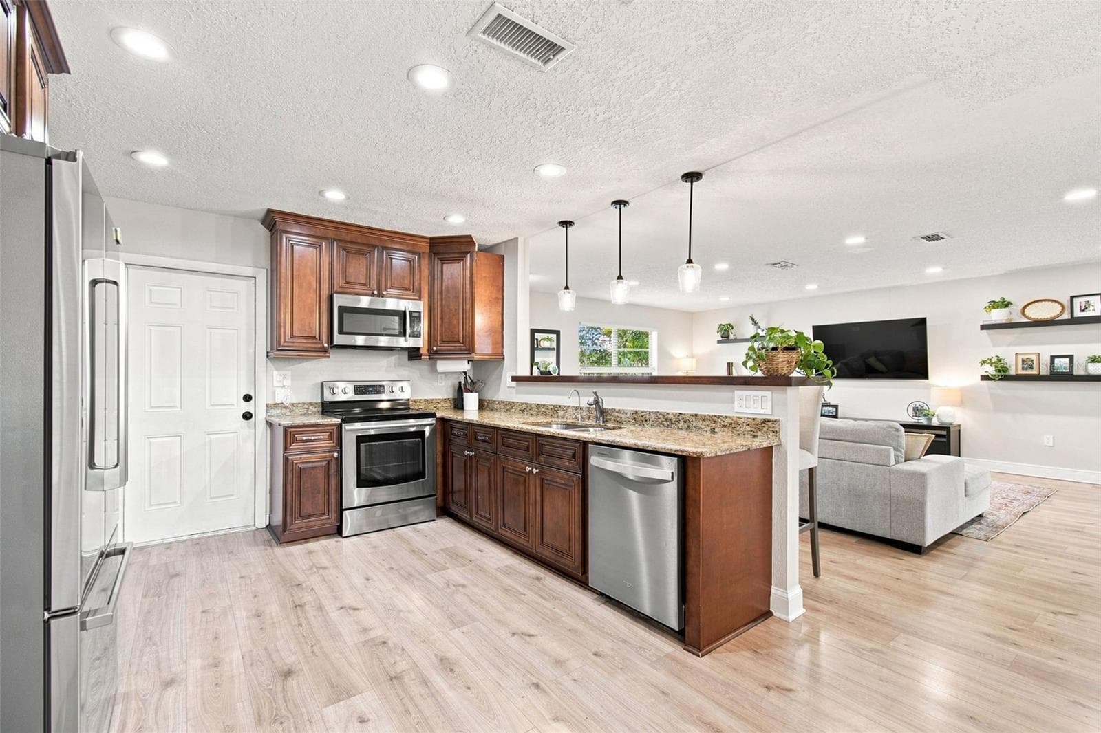 Single Family Residence at 9639 ALVERNON DR, NEW PORT RICHEY, photo 14 of 71