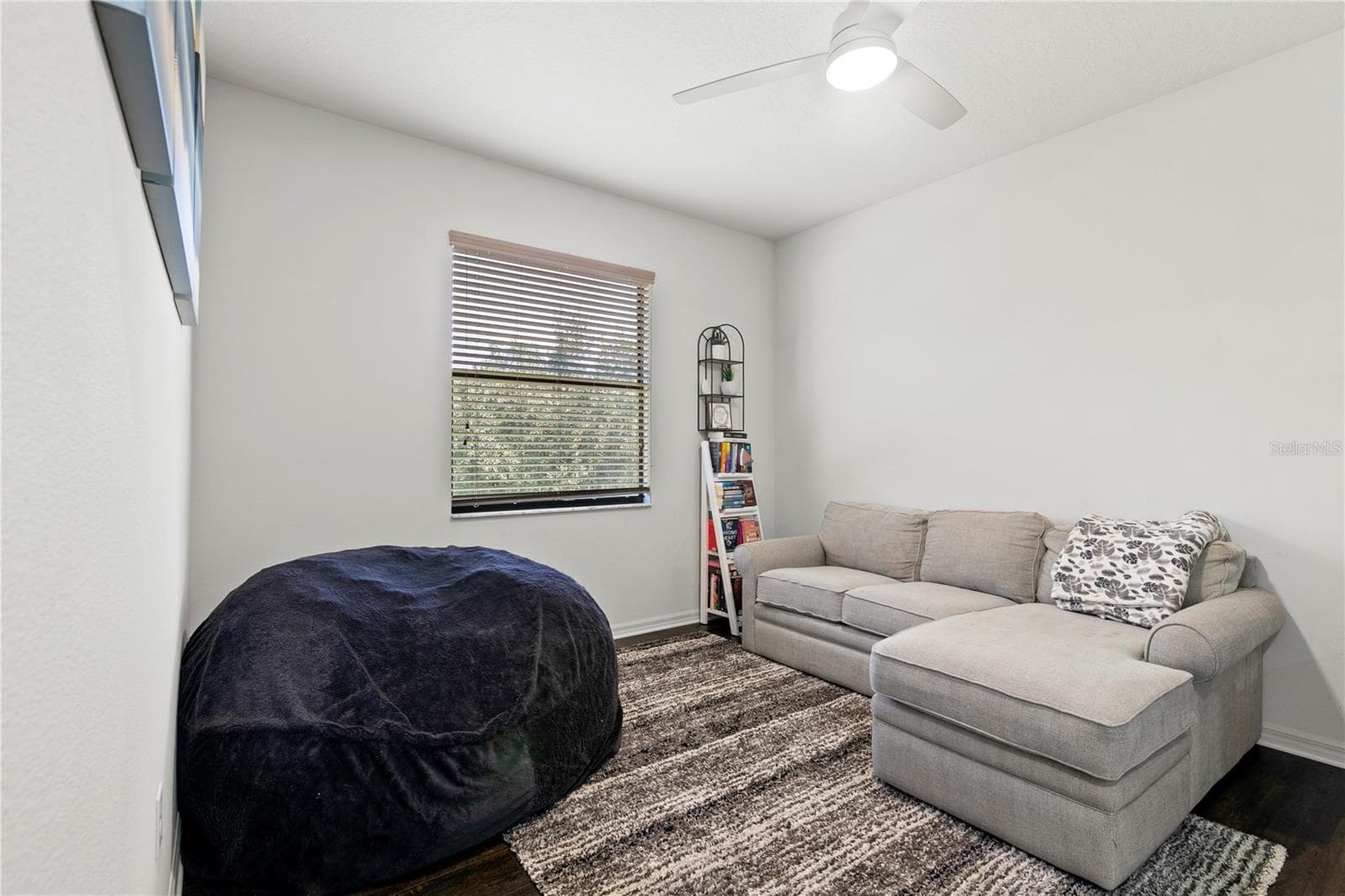 Single Family Residence at 7931 HAMPTON LAKE DR, TAMPA, photo 23 of 35