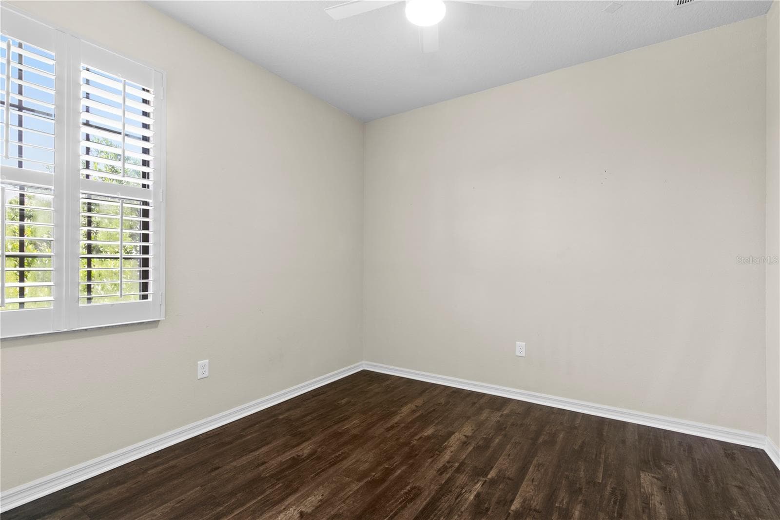 Single Family Residence at 7931 HAMPTON LAKE DR, TAMPA, photo 33 of 35