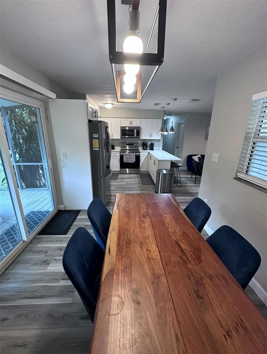 Single Family Residence at 514 WIGMAN DR, MAITLAND, photo 11 of 27