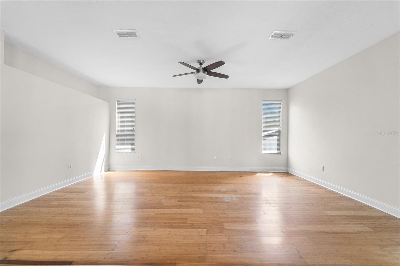 Single Family Residence at 7040 FRASCATI LOOP, WESLEY CHAPEL, photo 21 of 55