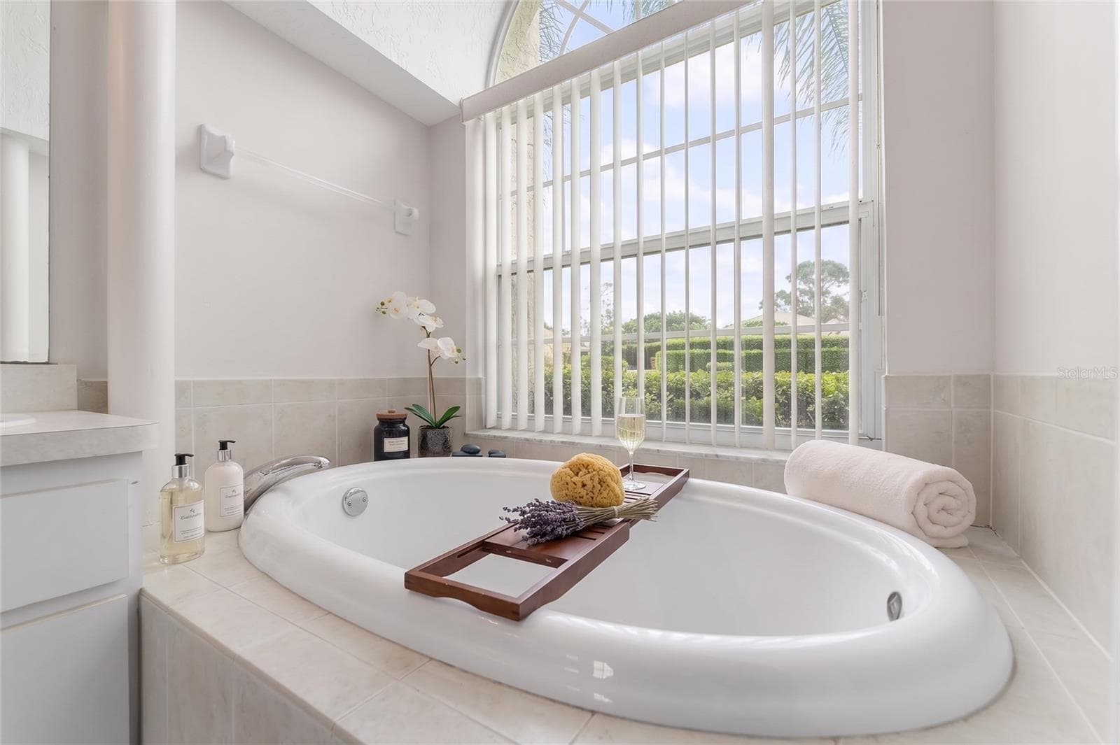 Staged Primary Bathroom - 7040 FRASCATI LOOP, WESLEY CHAPEL