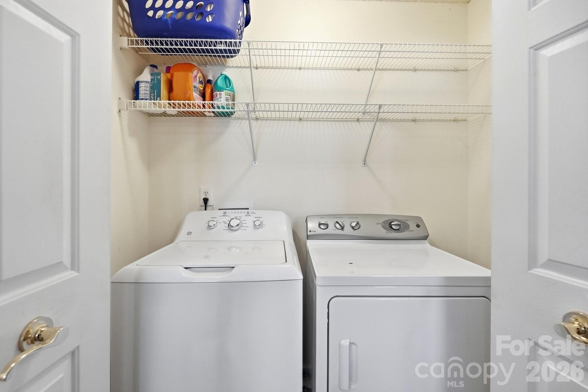 Washer & Dryer convey - 7601 Gillman Court, Charlotte