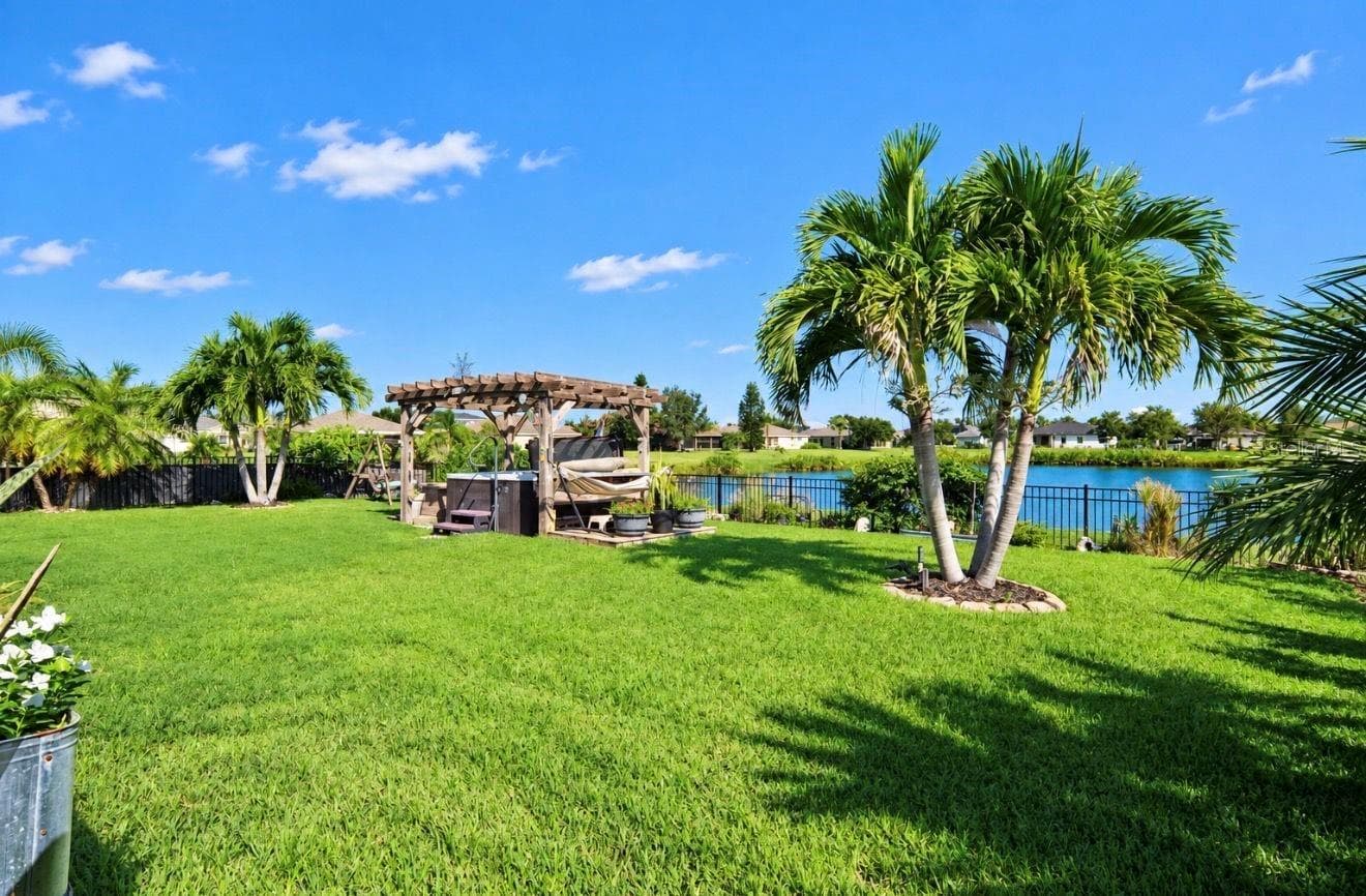 Single Family Residence at 337 STAR SHELL DR, APOLLO BEACH, photo 30 of 45