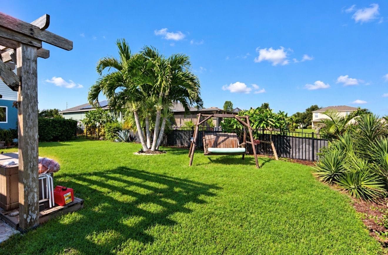 Single Family Residence at 337 STAR SHELL DR, APOLLO BEACH, photo 32 of 45