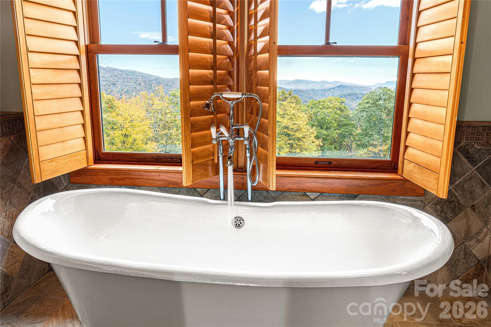 Upstairs bathroom - 419 Summit Trail, Banner Elk