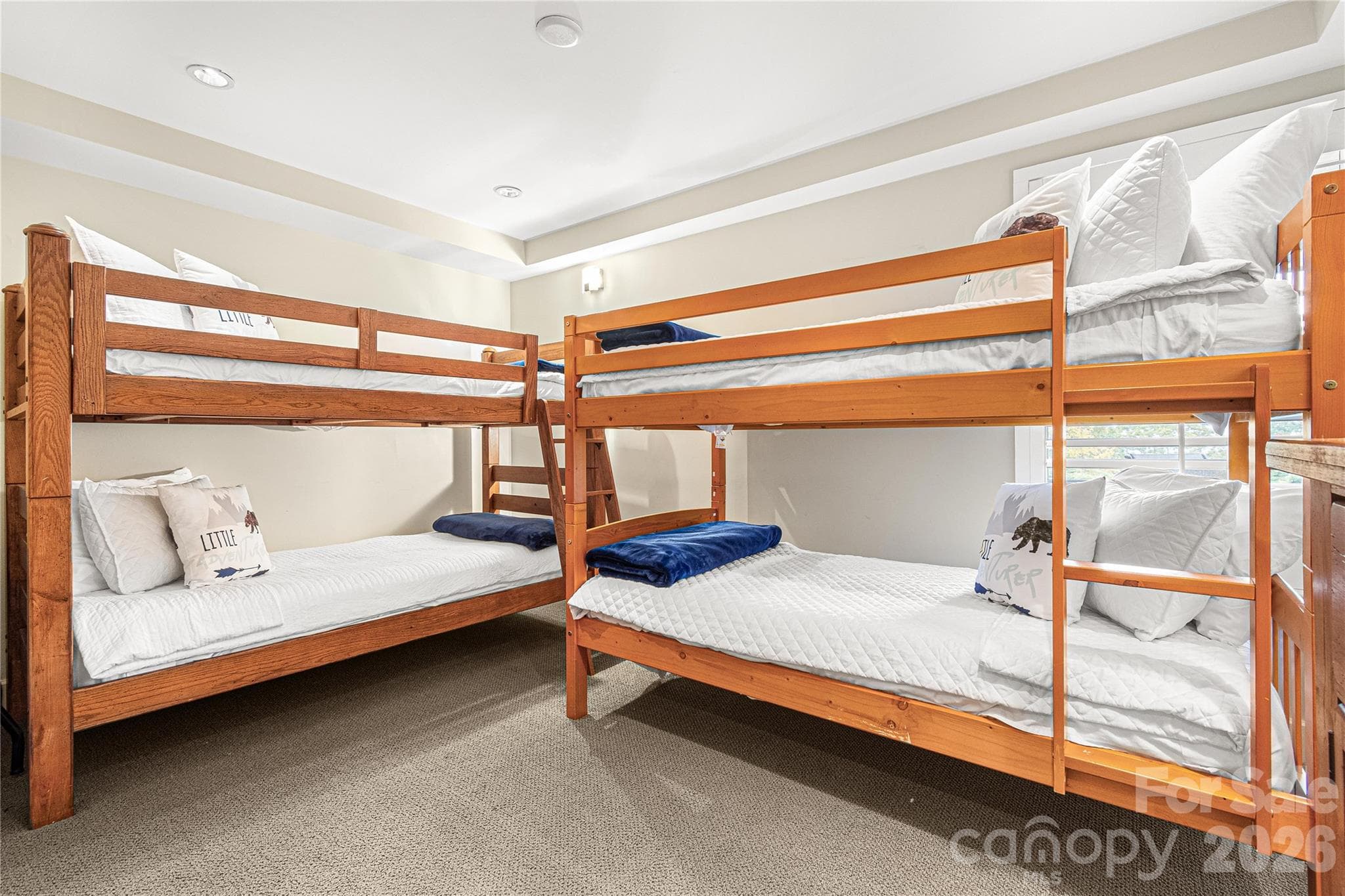 Downstairs bedroom - double bunk room - 419 Summit Trail, Banner Elk