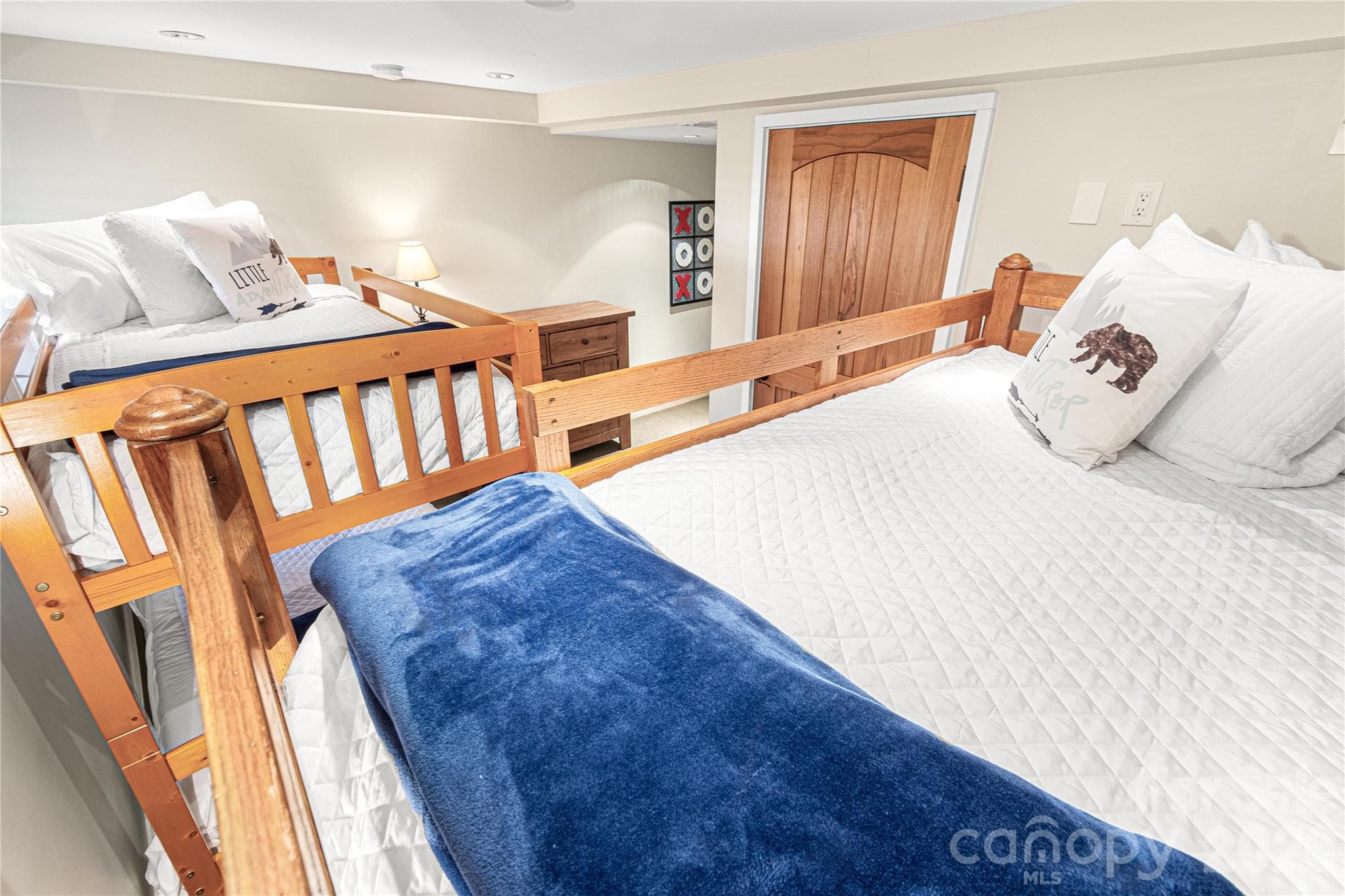 Downstairs bedroom - double bunk room - 419 Summit Trail, Banner Elk