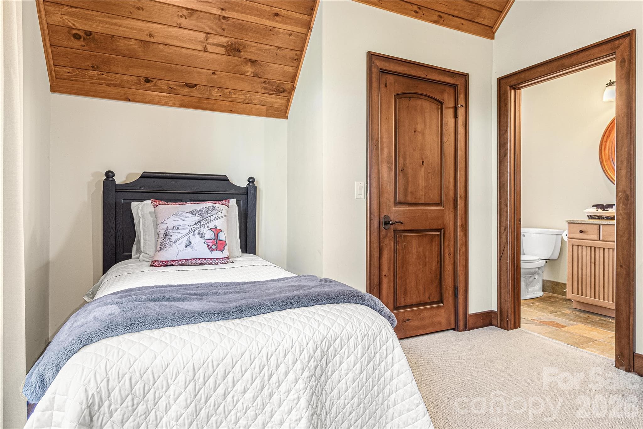 ADU second bedroom - 419 Summit Trail, Banner Elk