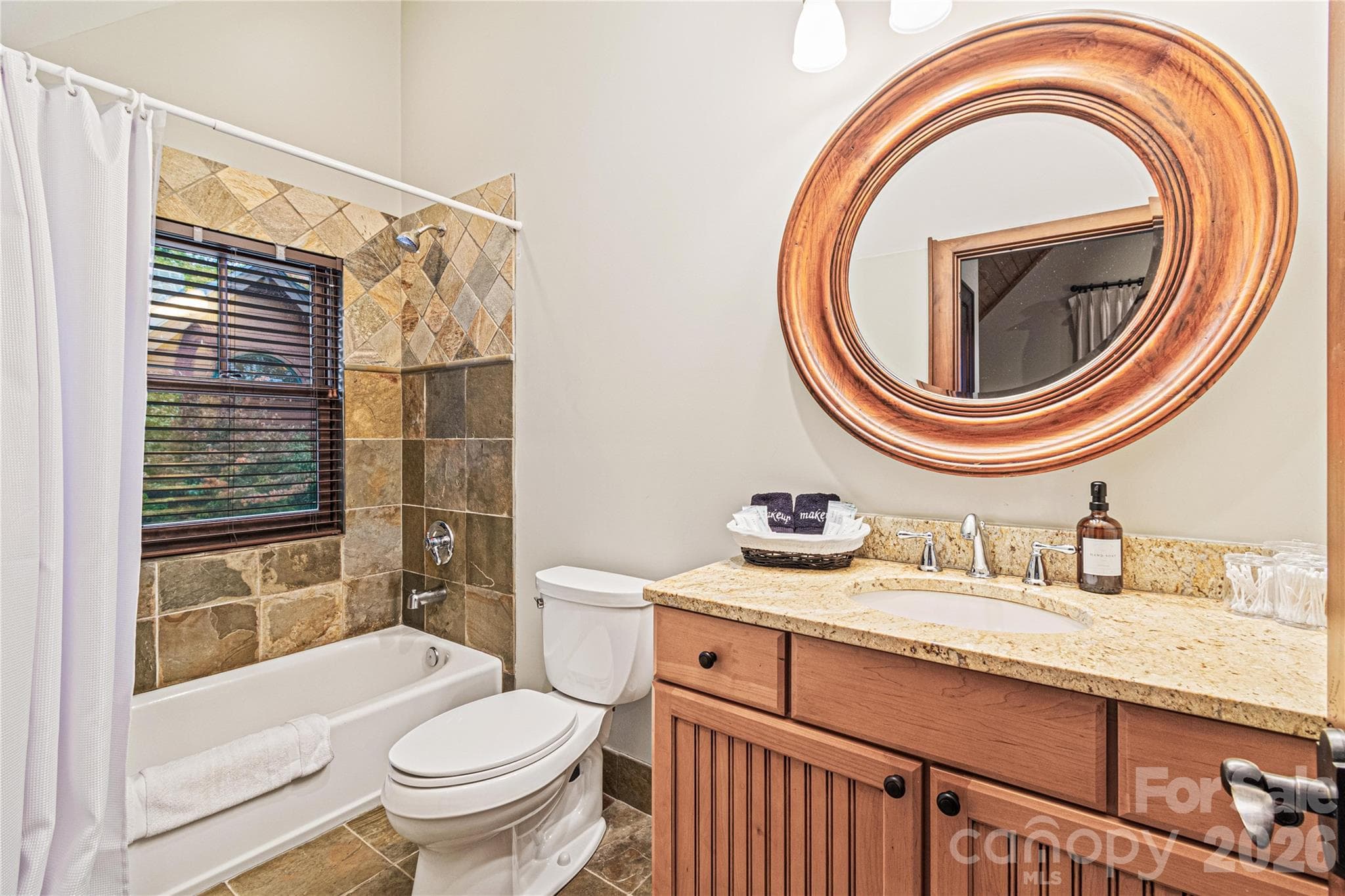 ADU full bath - 419 Summit Trail, Banner Elk