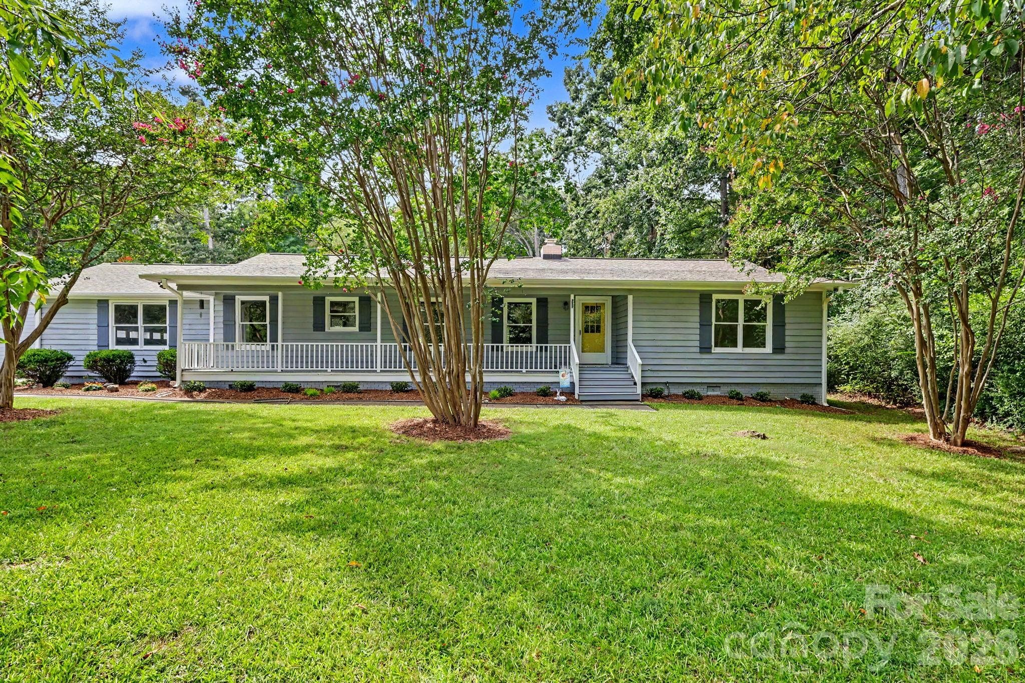 Single Family Residence at 3201 Fairforest Drive, Matthews, photo 3 of 33