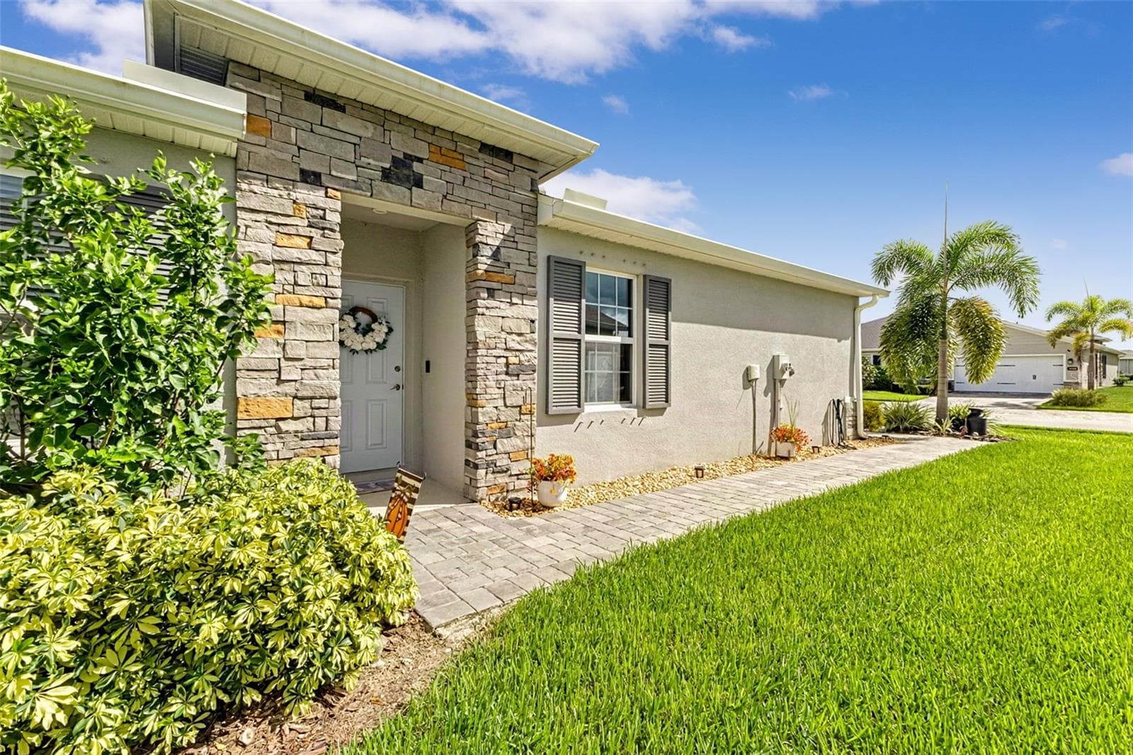 front entry - 16363 COCONUT PALM DR, PORT CHARLOTTE