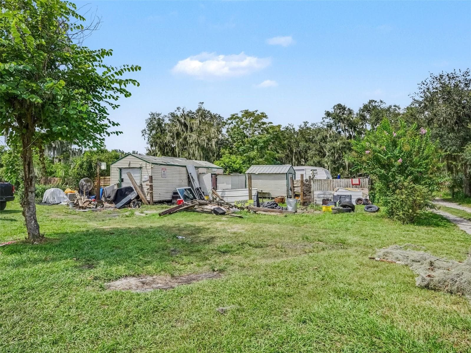 Manufactured Home at 11121 LITHIA PINECREST RD, LITHIA, photo 16 of 18