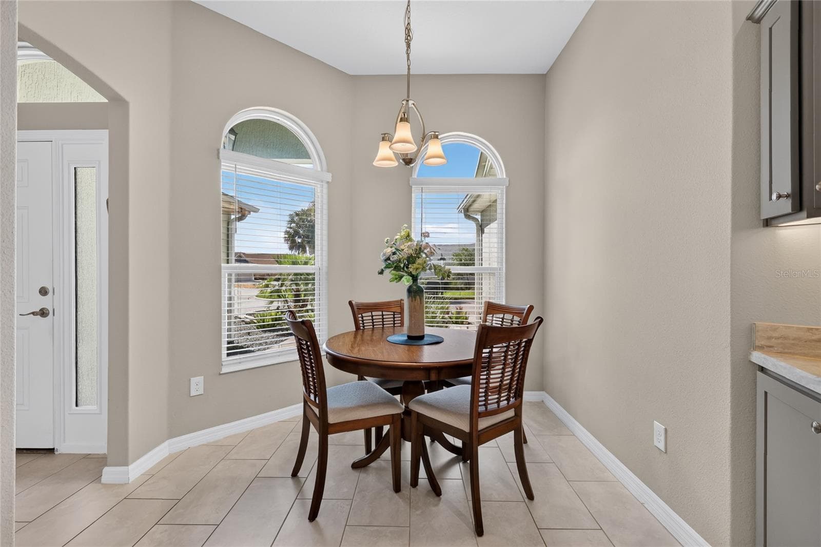 NOOK - 5825 FLINT LOOP, THE VILLAGES
