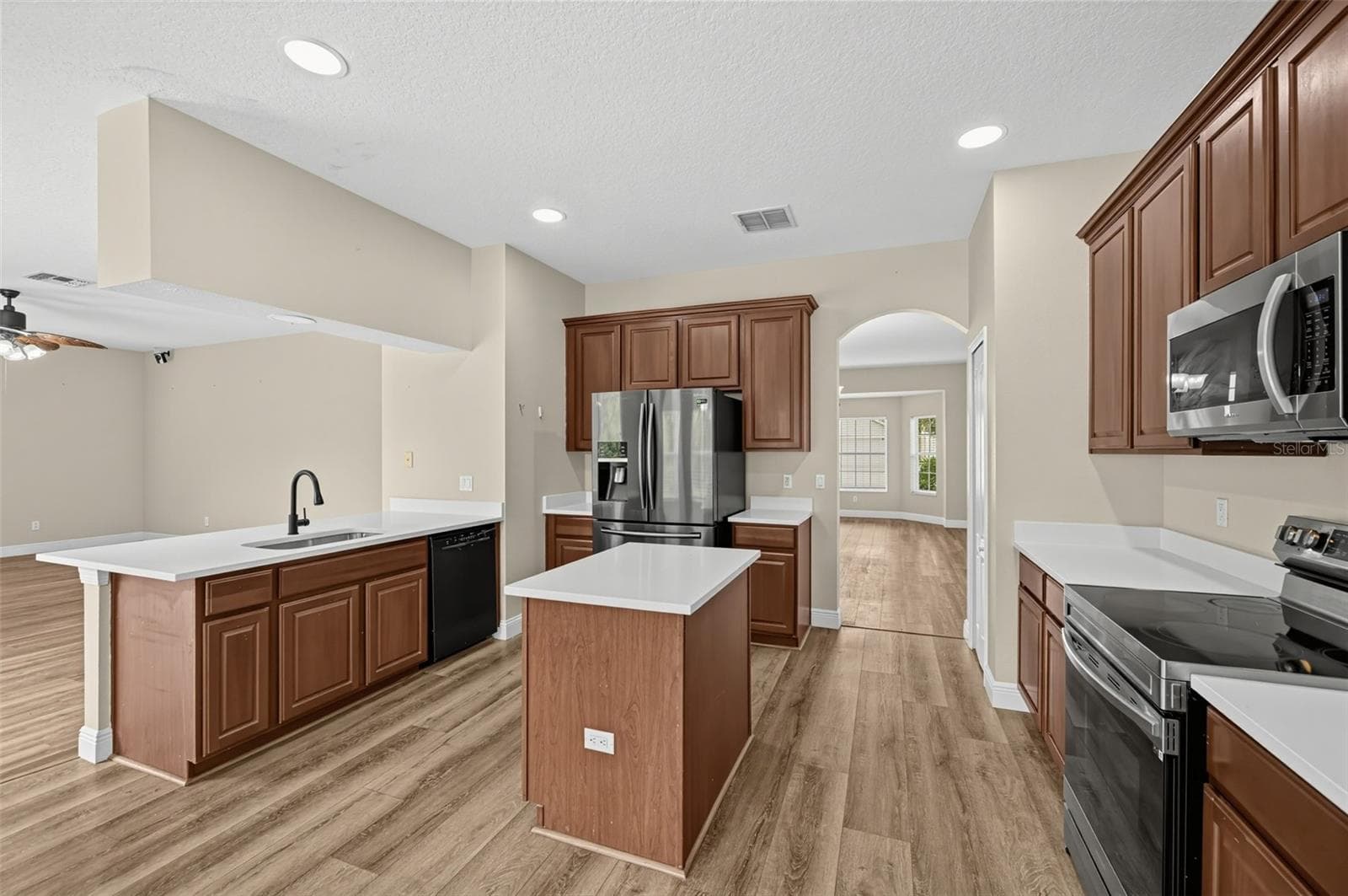 Single Family Residence at 10106 HIDDEN DUNES LN, ORLANDO, photo 10 of 27