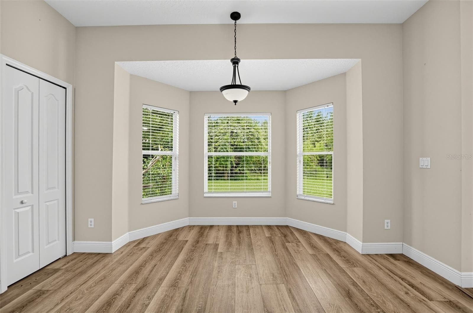 Single Family Residence at 10106 HIDDEN DUNES LN, ORLANDO, photo 11 of 27