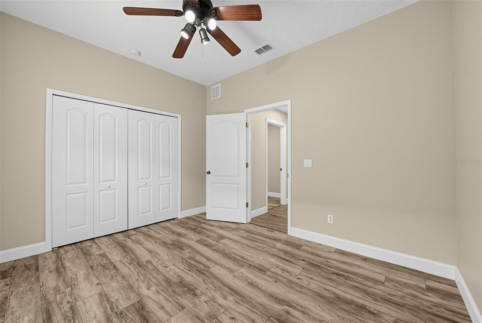 Single Family Residence at 10106 HIDDEN DUNES LN, ORLANDO, photo 17 of 27