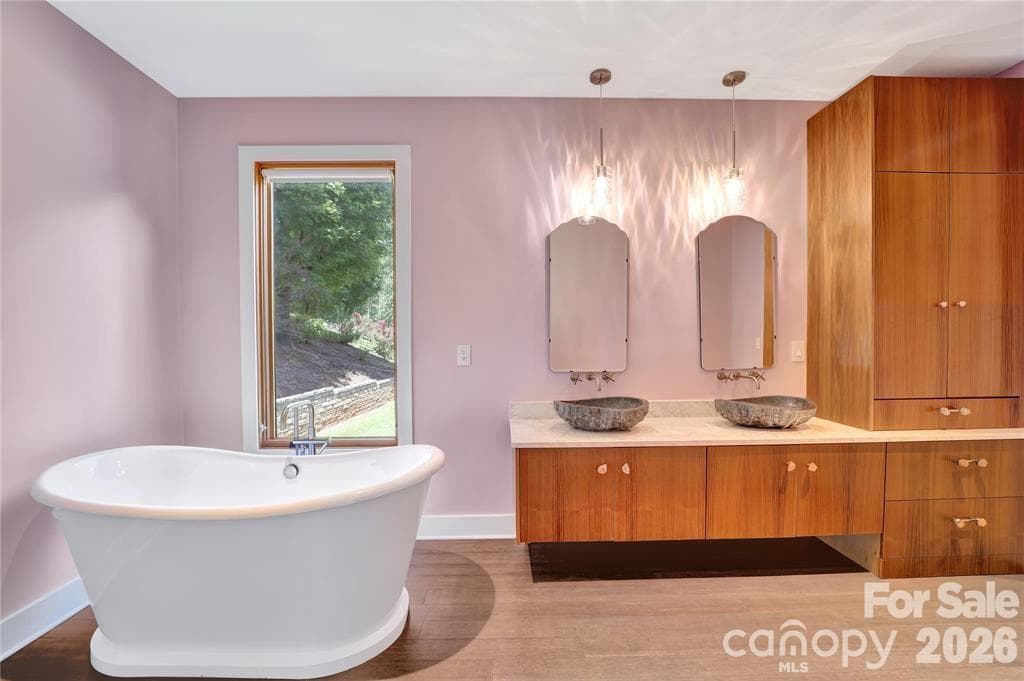 Primary Bathroom on Main level - 8 Nottingham Drive, Candler