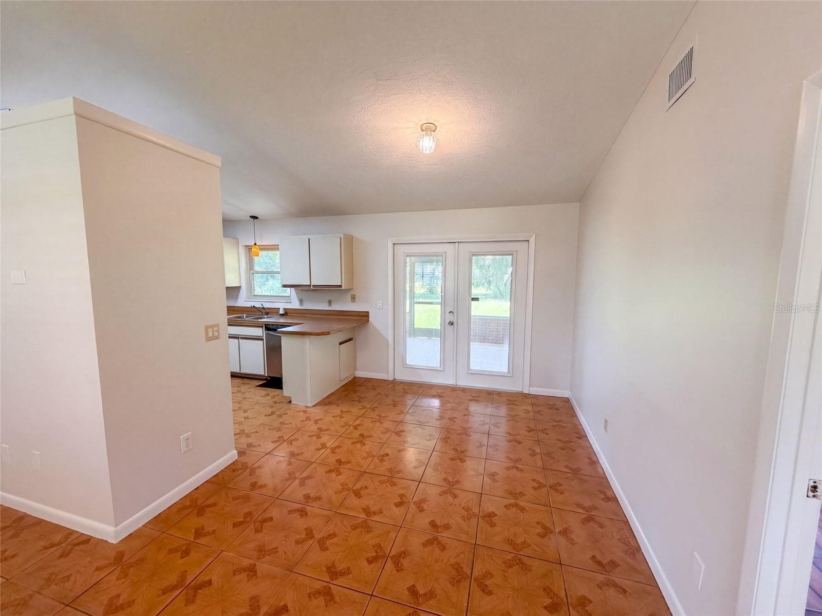 Single Family Residence at 1008 LYNBROOK ST NW, PALM BAY, photo 8 of 25